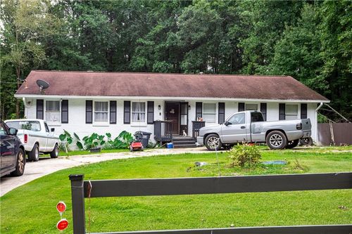 1535 Flat Shoals Rd Sw, Conyers, GA, 30094-5903 | Card Image
