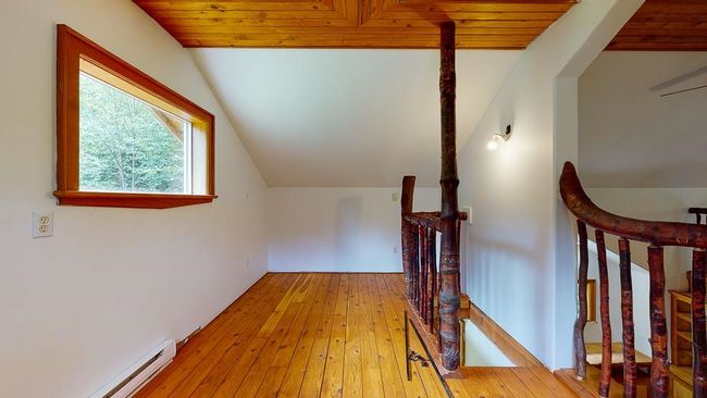 722 W Bay Rd, House other with 3 bedrooms, 1 bathrooms and null parking in Gambier Island BC | Image 17