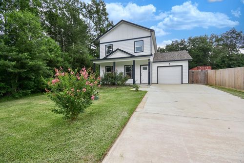 14942 Austin Rd, Willis, TX, 77378-3718 | Card Image