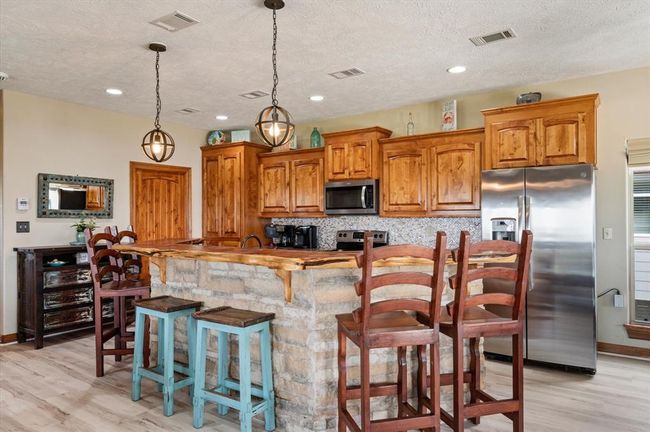 2757 Gulfview Ln, House other with 3 bedrooms, 3 bathrooms and 1 parking in Crystal Beach TX | Image 19