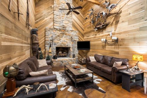 405 Webb Rd W, Bell Buckle, TN, 37020-4049 | Card Image