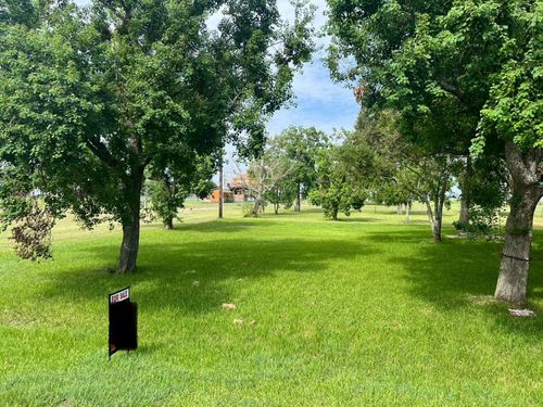 314 Jackson Dr, Anahuac, TX, 77514-2541 | Card Image