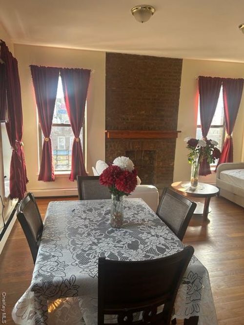 2f-236 Utica Ave, Brooklyn, NY, 11213-3204 | Card Image