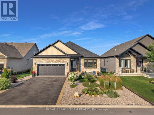 664 Cobalt St, Rockland, ON, K4K0L8 | Card Image