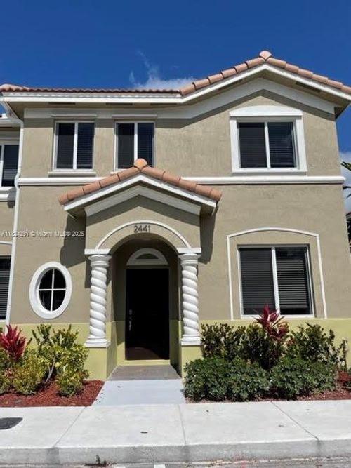 2441-2441 Se 11th St, Homestead, FL, 33035-2122 | Card Image