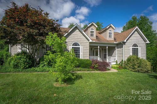 415 Kingfisher Ln, Mills River, NC, 28759-4771 | Card Image