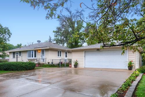 440 113th Ave Nw, Coon Rapids, MN, 55448-3328 | Card Image