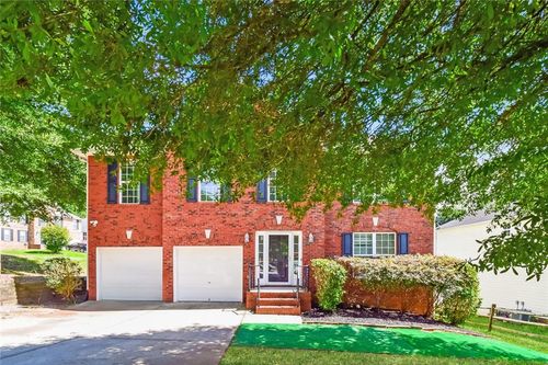 5900 Fairington Farms Ln, Stonecrest, GA, 30038-1548 | Card Image