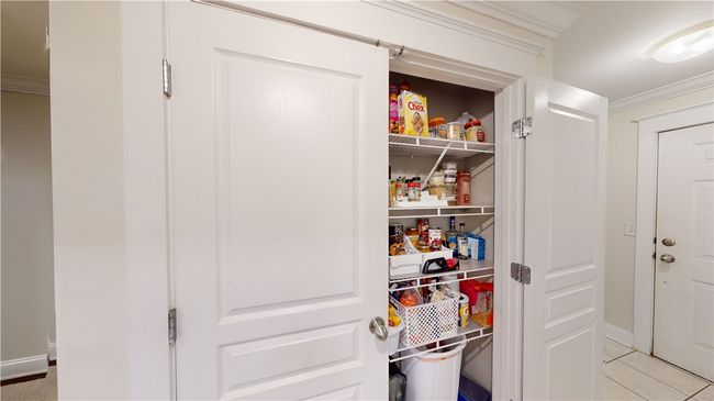 Large pantry | Image 9