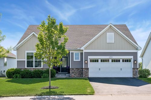 10930 Okinawa St Ne, Blaine, MN, 55449-6203 | Card Image
