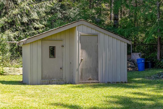 2380 Fowler Rd, House other with 3 bedrooms, 2 bathrooms and 8 parking in Qualicum Beach BC | Image 49