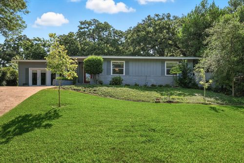 1405 Briarwood Blvd, Arlington, TX, 76013-1518 | Card Image