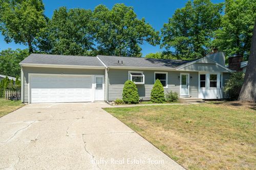 2160 Garland Dr, Norton Shores, MI, 49441-4434 | Card Image