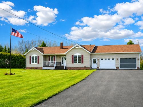 176 Currier Road, Fort Fairfield, ME, 04742 | Card Image