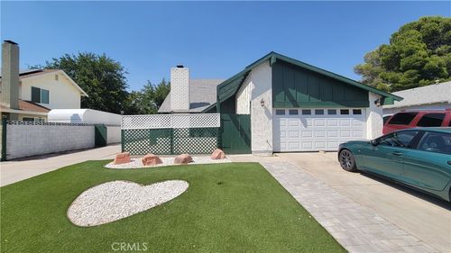 1135 Caperton St, Lancaster, CA, 93535-3332 | Card Image