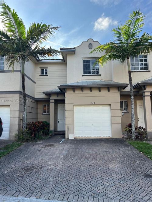 969 Abaco Ln, Riviera Beach, FL, 33404-6444 | Card Image