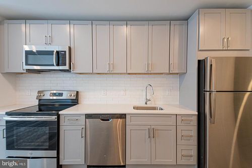 apt-102-1245 Ridge Ave, PHILADELPHIA, PA, 19123-3238 | Card Image