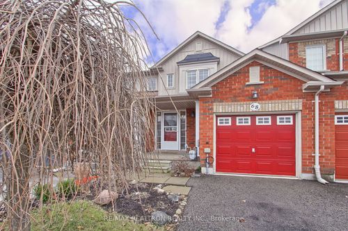 68 Lilly Mckeowan Cres, Mount Albert, ON, L0G1M0 | Card Image