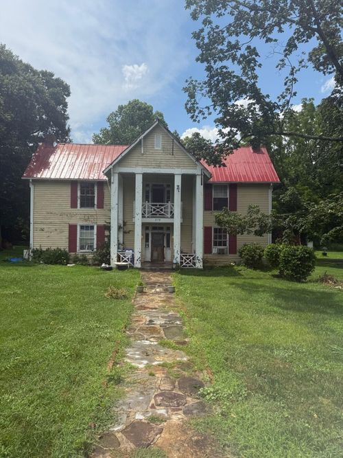 579,581 Botetourt Rd, Fincastle, VA, 24090 | Card Image