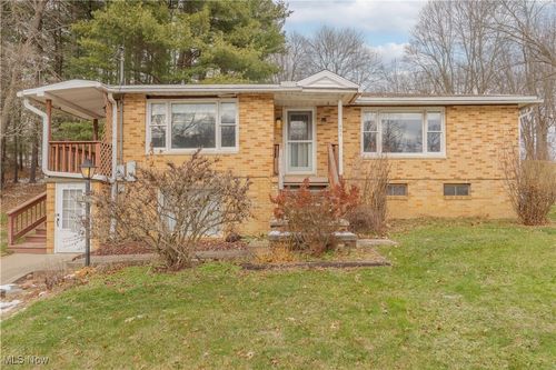 121 Waynesburg Rd Nw, Carrollton, OH, 44615-9751 | Card Image