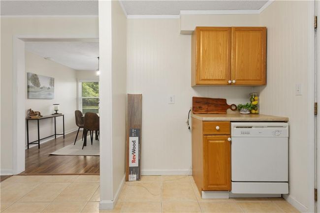 9616 Lake Lotawana Dr, House other with 3 bedrooms, 2 bathrooms and null parking in Lees Summit MO | Image 15