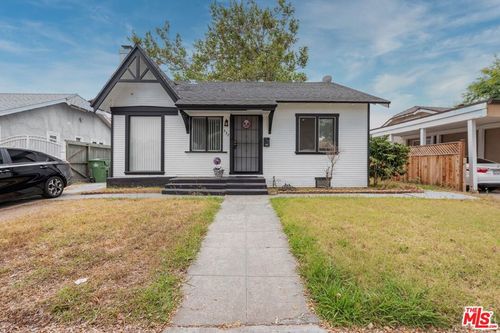 332 Hargrave St, Inglewood, CA, 90302-1520 | Card Image
