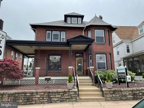 726 Penn Ave, WEST READING, PA, 19611-1006 | Card Image