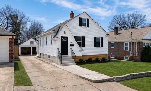 190 Wardlaw Ave, Providence, RI, 02908-2226 | Card Image