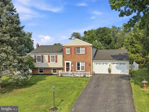 2494 Ellendale Drive, LANCASTER, PA, 17602 | Card Image