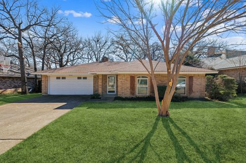 4521 Grey Dawn Dr, Arlington, TX, 76017-1236 | Card Image