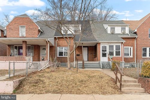 1130 Sterling Ave, MARCUS HOOK, PA, 19061-3918 | Card Image