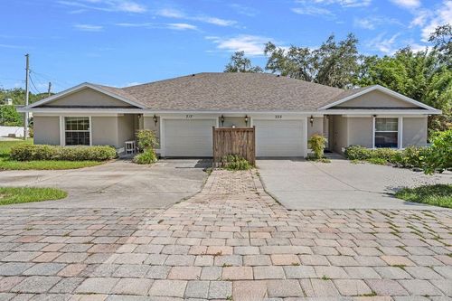 225 W Osceola St, CLERMONT, FL, 34711-2318 | Card Image