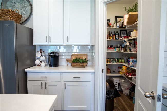 770 Leadtree Loop, House other with 4 bedrooms, 3 bathrooms and 3 parking in Buda TX | Image 10