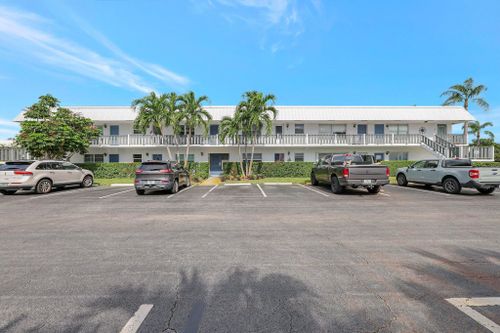 138-8-2929 Se Ocean Boulevard, Stuart, FL, 34996 | Card Image