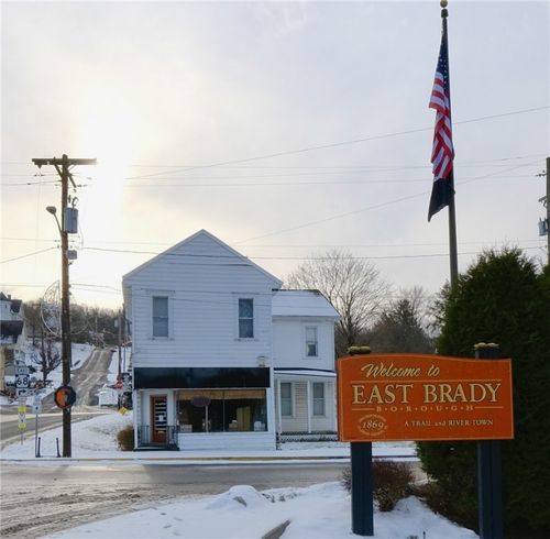 315 Water St, East Brady, PA, 16028 | Card Image