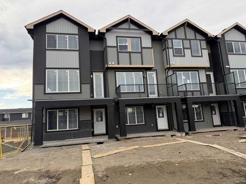 24 Sundown Pl, Cochrane, AB, T4C | Card Image