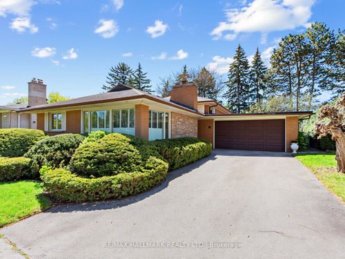 11 Sutcliffe Dr, North York, ON, M2K2A5 | Card Image