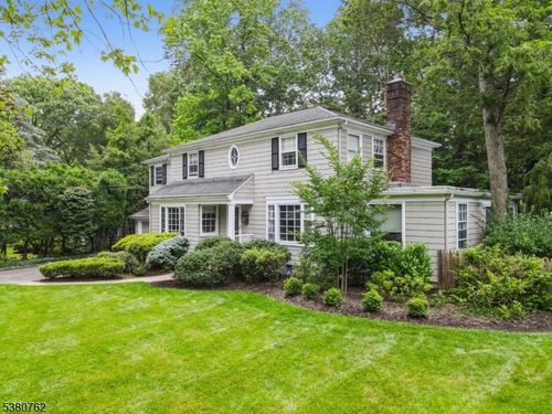 50 Great Oak Dr, Short Hills, NJ, 07078-3425 | Card Image