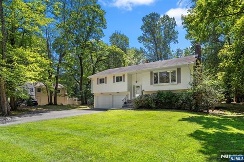 356 Allendale Ave, Allendale, NJ, 07401-2029 | Card Image