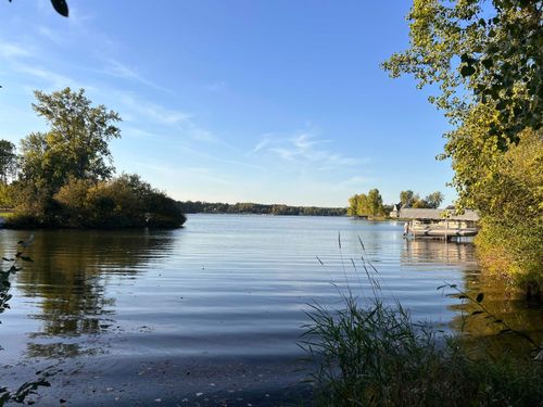 1178 Clubhouse Dr, Weidman, MI, 48893-9382 | Card Image