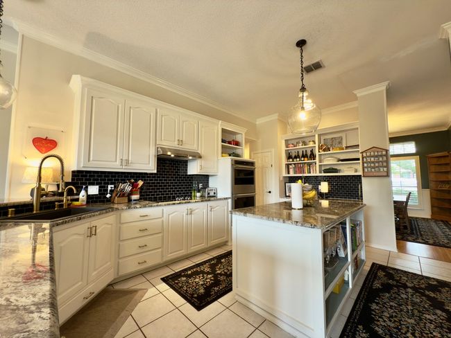 4109 Edgebrook Dr, House other with 4 bedrooms, 3 bathrooms and 3 parking in Midland TX | Image 15