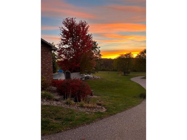 S3008 Ault Rd, House other with 3 bedrooms, 3 bathrooms and null parking in REEDSBURG WI | Image 6