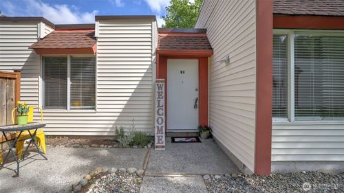 unit-v1-14600 Se 176th St, Renton, WA, 98058-8930 | Card Image