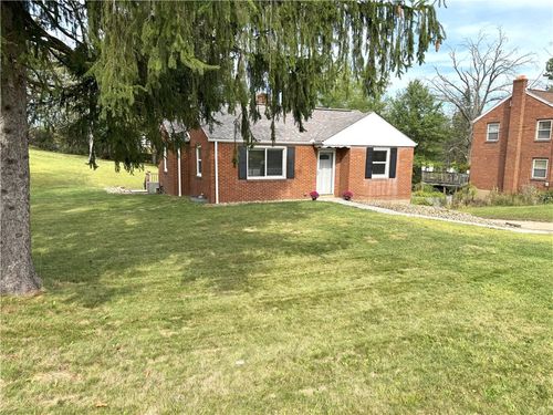 8149 Peebles Rd, Pittsburgh, PA, 15237-5711 | Card Image