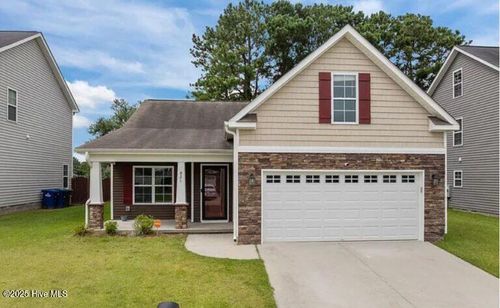 821 Jade Ln, Winterville, NC, 28590-8045 | Card Image