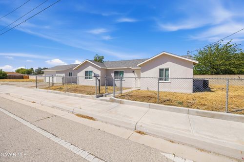 1807 W Avenue K8, Lancaster, CA, 93534-5942 | Card Image