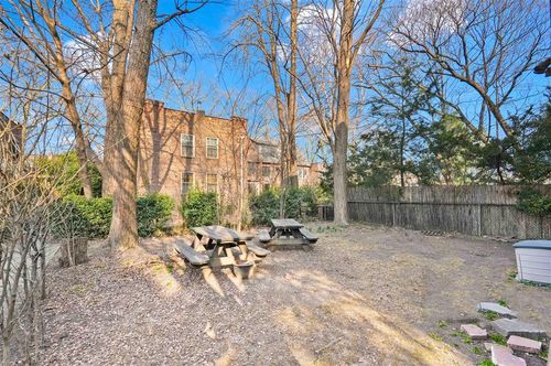 39 45th St, Sunnyside, NY, 11104-2104 | Card Image