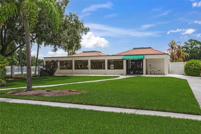7640 - 5933 Clubside Dr, Condo with 2 bedrooms, 2 bathrooms and null parking in SARASOTA FL | Image 39