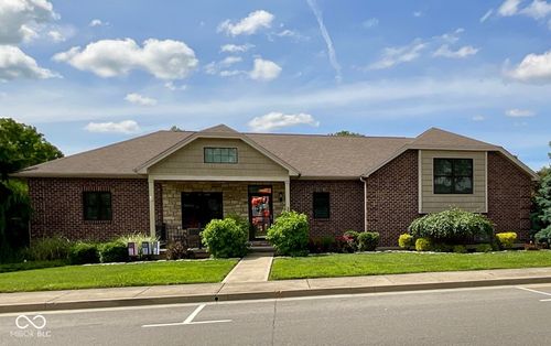291 E Center St, Lawrenceburg, IN, 47025-1866 | Card Image