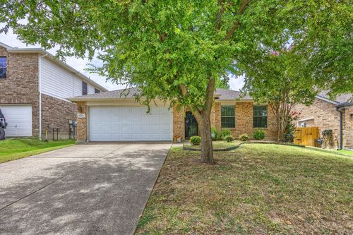 9325 Warren Dr, Mckinney, TX, 75071-7400 | Card Image